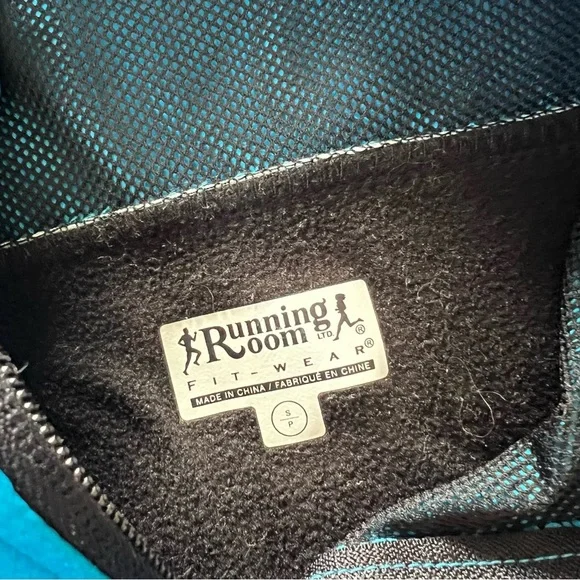 Running Room Blue Jacket - Picture 9 of 11